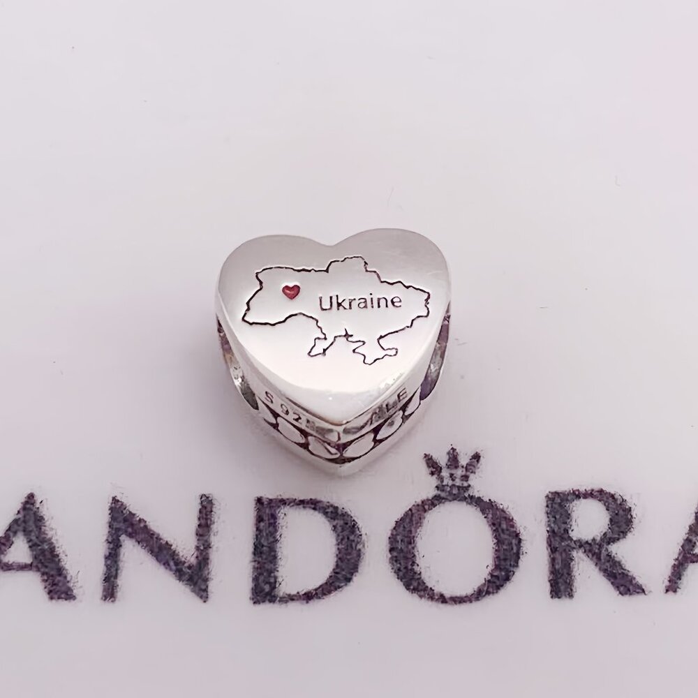Pandora Ukraine  Map I love Ukraine  Heart Charm